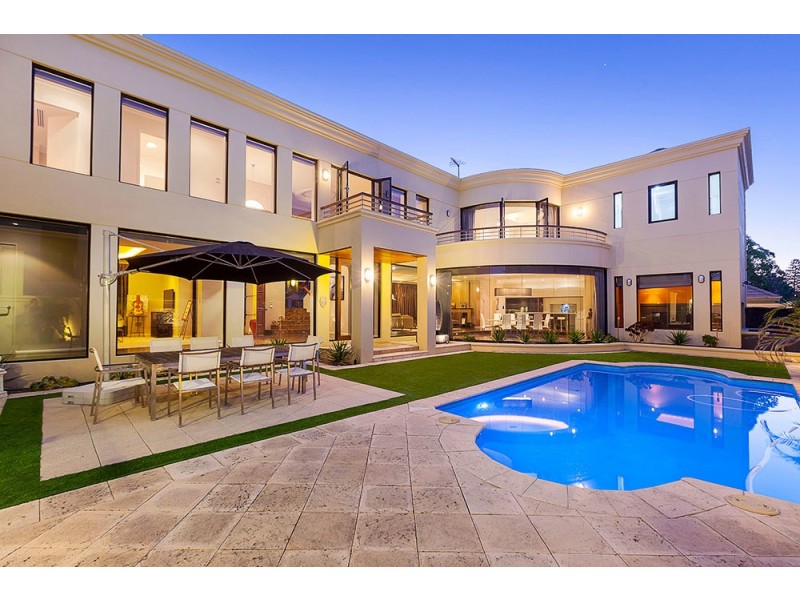 38 Hobbs Avenue, Dalkeith WA 6009