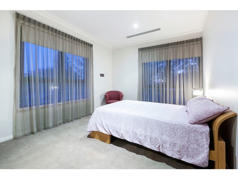 38 Hobbs Avenue, Dalkeith WA 6009