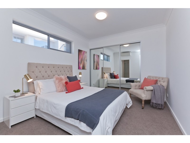 301/2 Wembley Court, Subiaco WA 6008