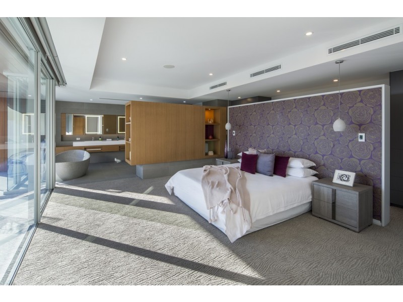 8 Taworri Way, City Beach WA 6015