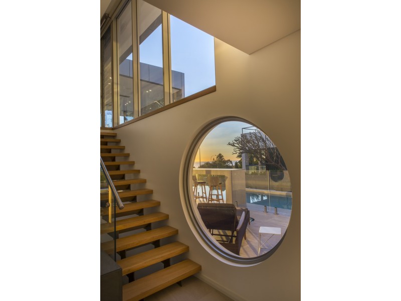 8 Taworri Way, City Beach WA 6015