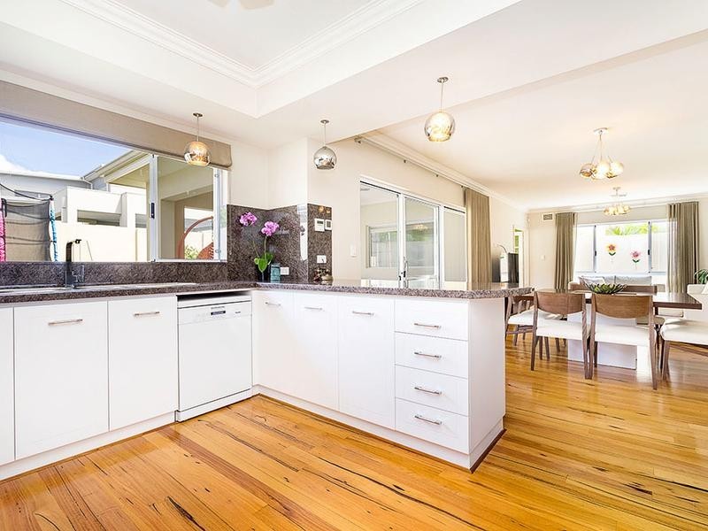 21 Appleberry Street, Churchlands WA 6018