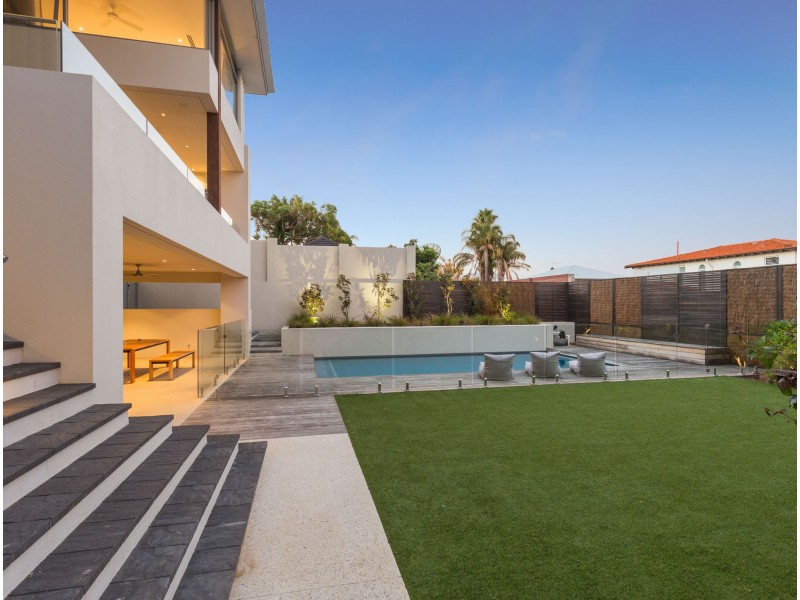 26 Alver Road, Doubleview WA 6018