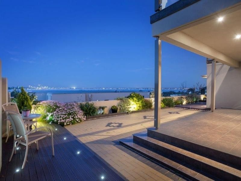 7A Stoneham Road, Attadale WA 6156