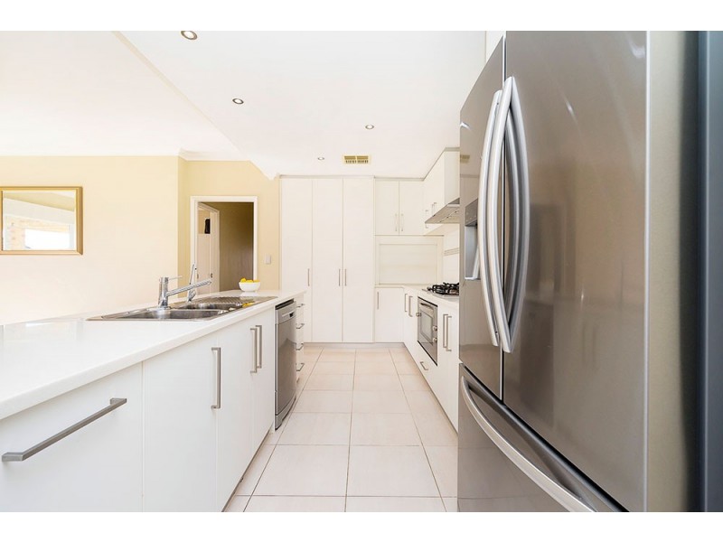 6 Canunda Link, Burns Beach WA 6028