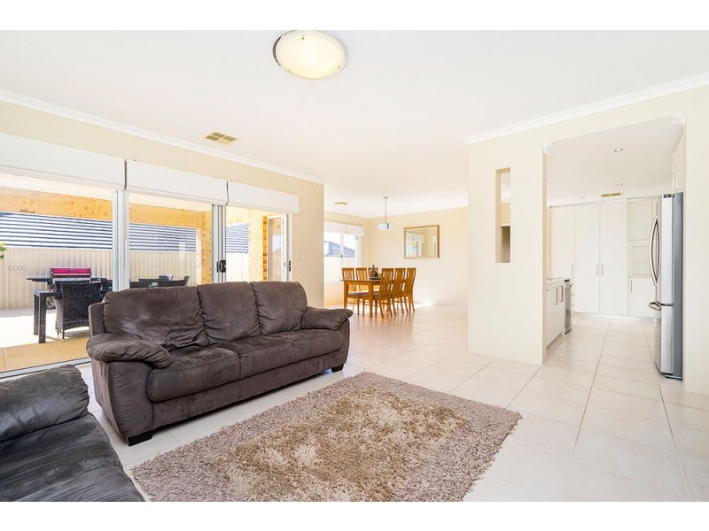 6 Canunda Link, Burns Beach WA 6028