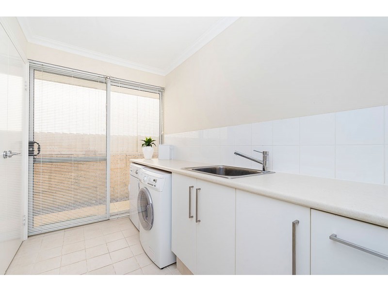 6 Canunda Link, Burns Beach WA 6028