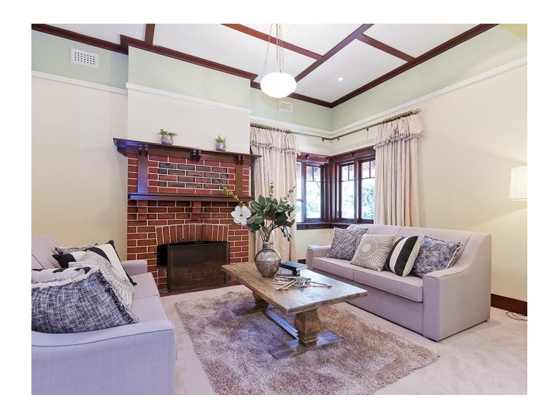 18 Tyrell Street, Nedlands WA 6009