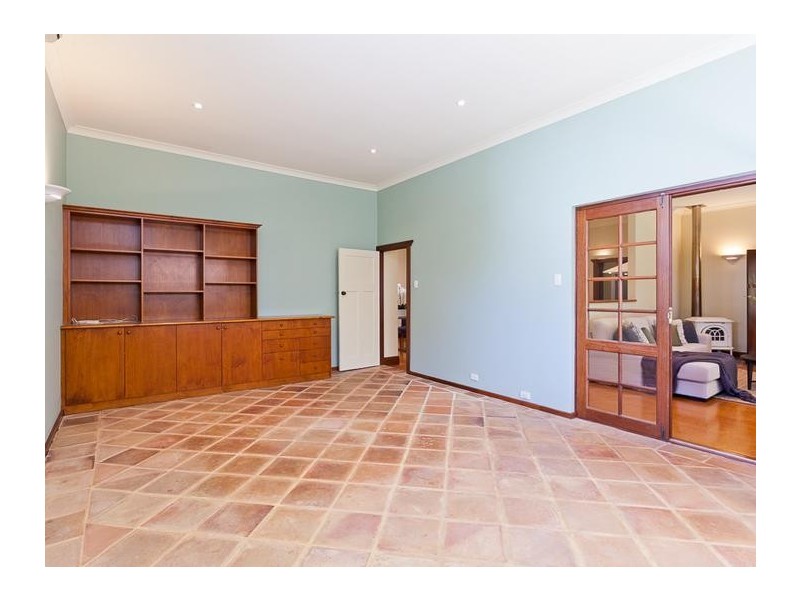 18 Tyrell Street, Nedlands WA 6009