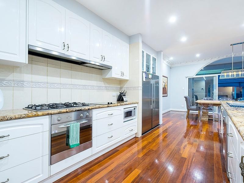 97 Melville Beach Road, Applecross WA 6153