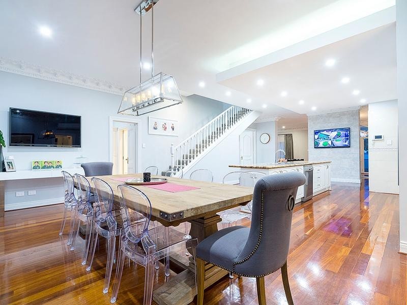 97 Melville Beach Road, Applecross WA 6153