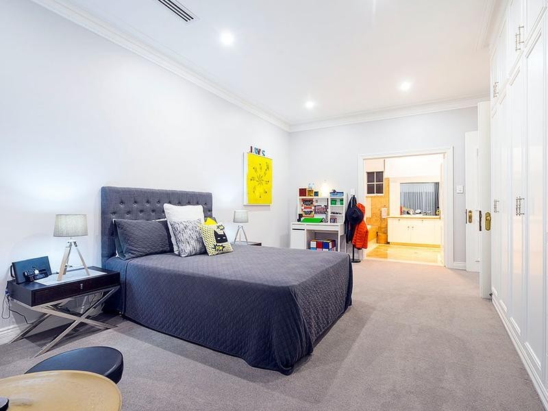 97 Melville Beach Road, Applecross WA 6153