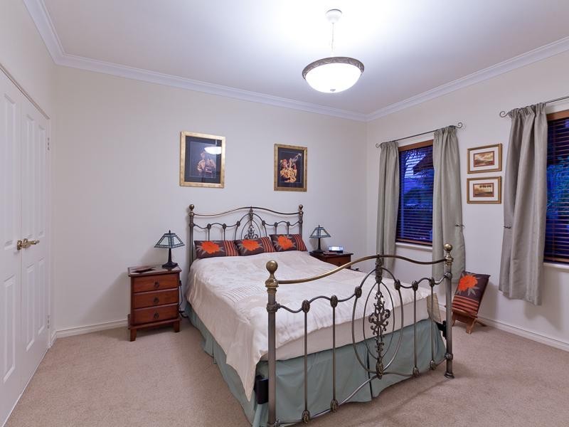 2 Palmer Street, Attadale WA 6156