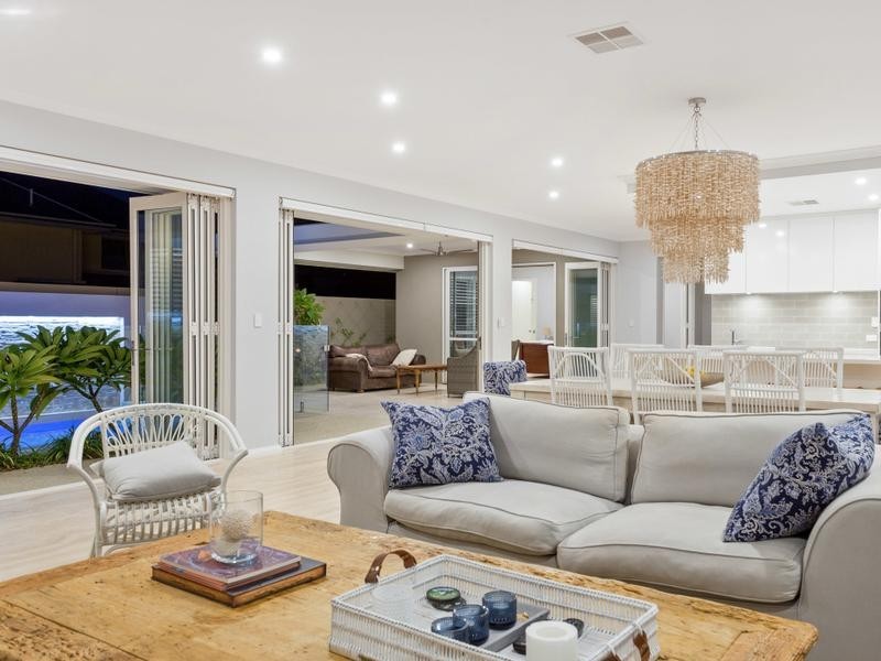 52 Kathleen Street, Cottesloe WA 6011