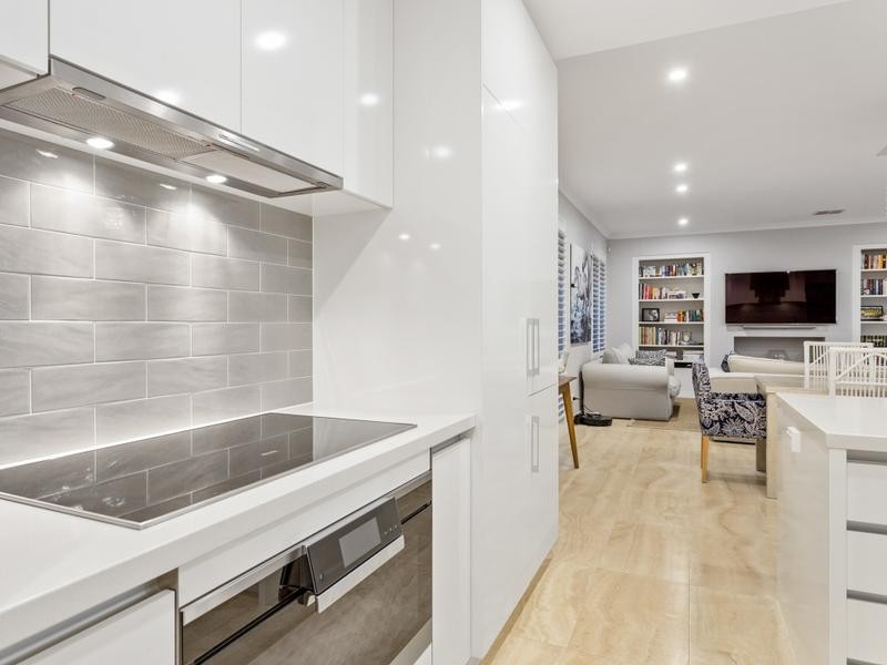 52 Kathleen Street, Cottesloe WA 6011