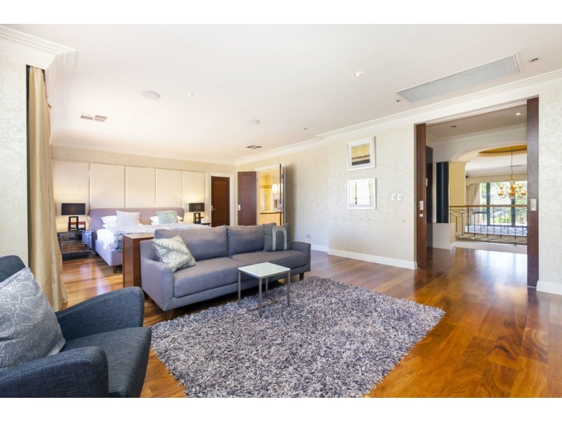 72 Philip Road, Dalkeith WA 6009