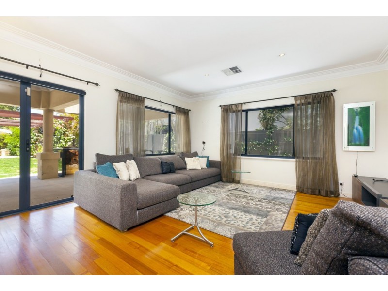 72 Philip Road, Dalkeith WA 6009