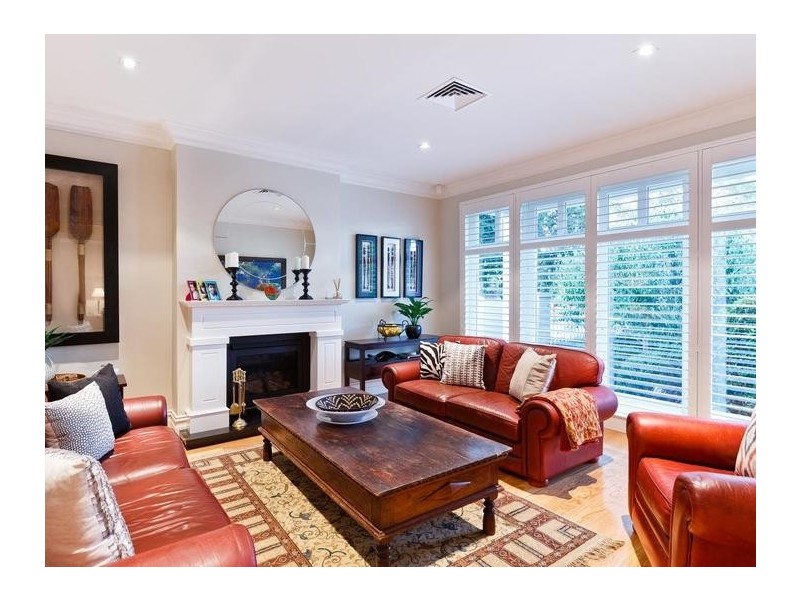 72 Waratah Avenue, Dalkeith WA 6009