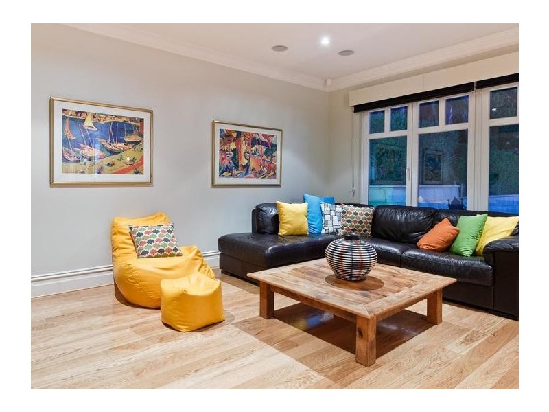 72 Waratah Avenue, Dalkeith WA 6009