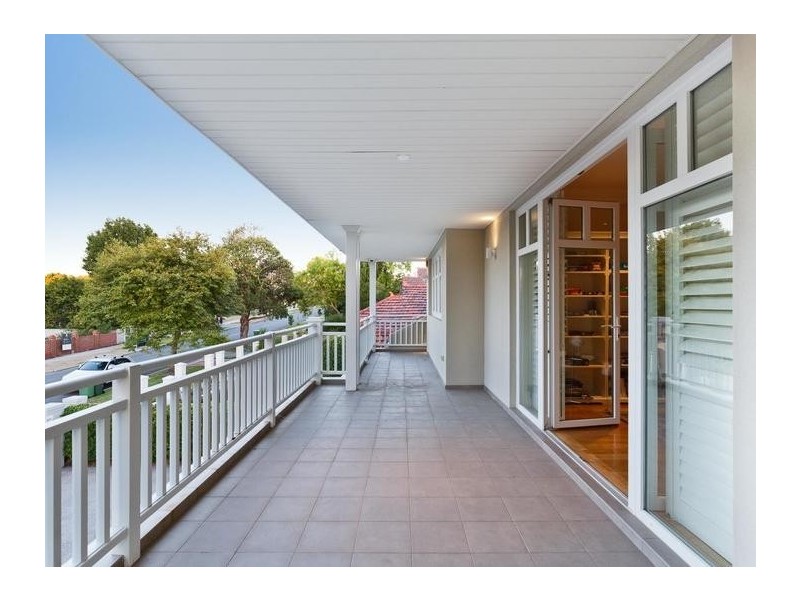 72 Waratah Avenue, Dalkeith WA 6009