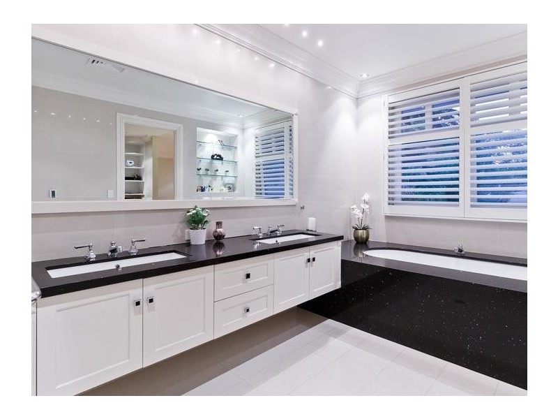 72 Waratah Avenue, Dalkeith WA 6009