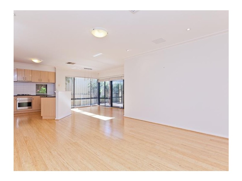 3/317 Scarborough Beach Road, Woodlands WA 6018