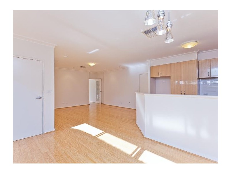 3/317 Scarborough Beach Road, Woodlands WA 6018