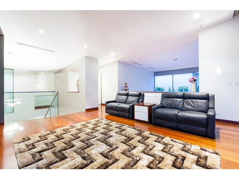 20 Osborne Parade, Claremont WA 6010