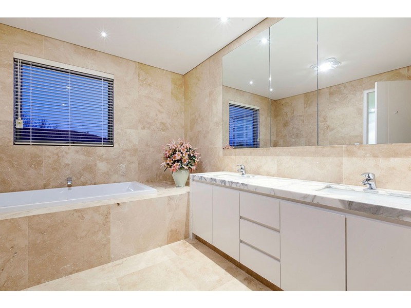 20 Osborne Parade, Claremont WA 6010