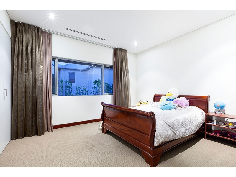 20 Osborne Parade, Claremont WA 6010