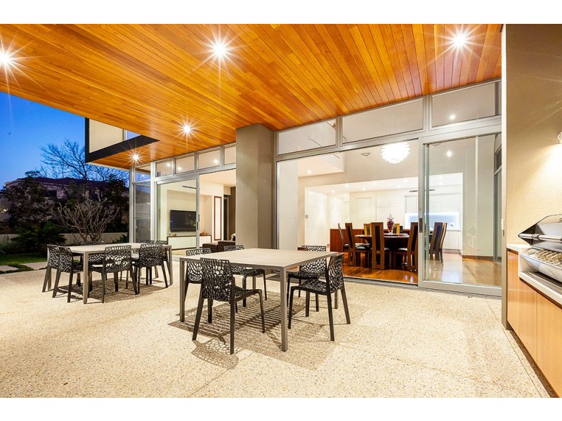 20 Osborne Parade, Claremont WA 6010