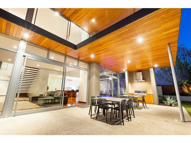 20 Osborne Parade, Claremont WA 6010