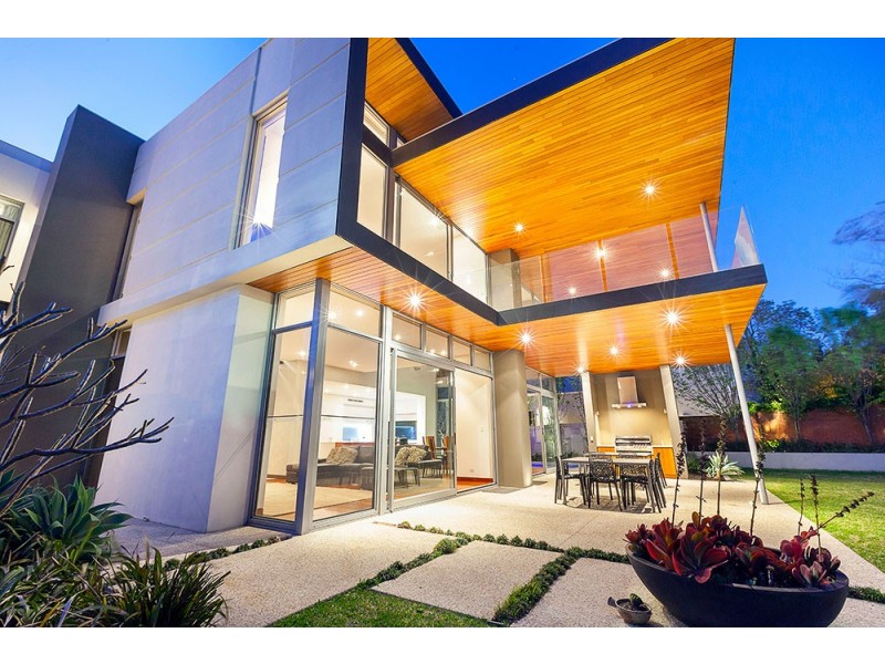 20 Osborne Parade, Claremont WA 6010