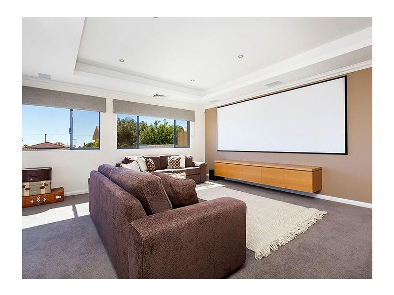 114 Sackville Terrace, Doubleview WA 6018