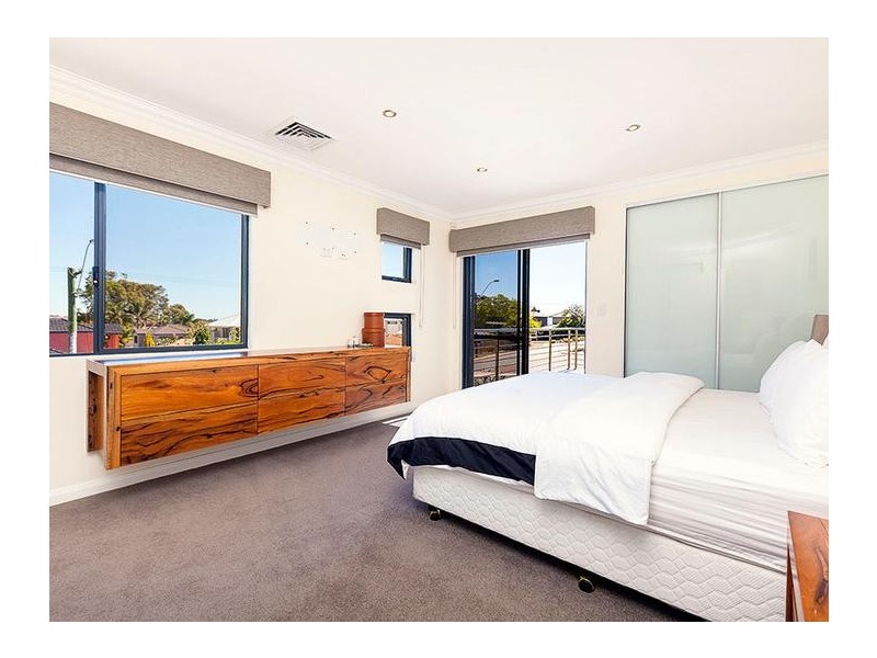 114 Sackville Terrace, Doubleview WA 6018