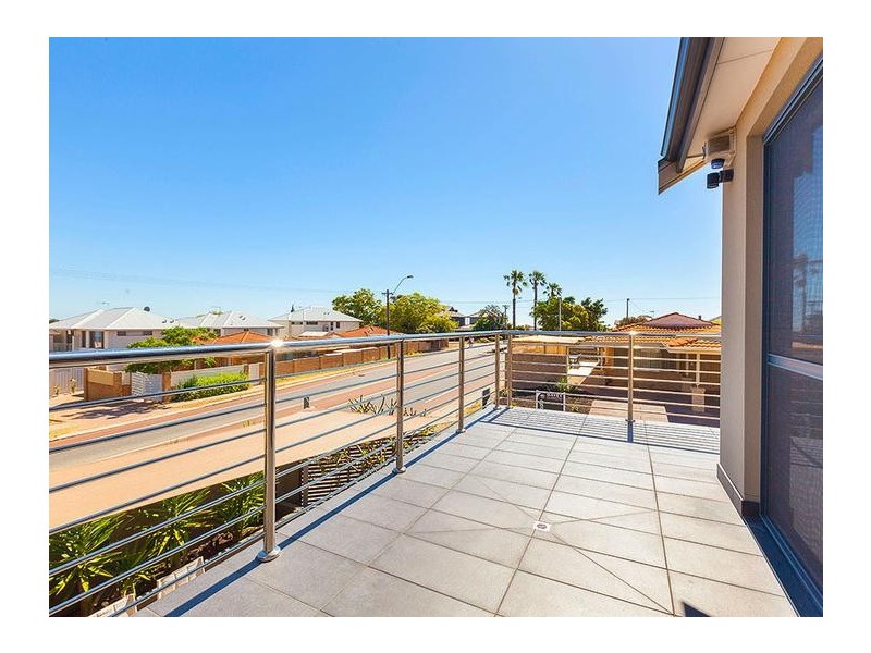 114 Sackville Terrace, Doubleview WA 6018