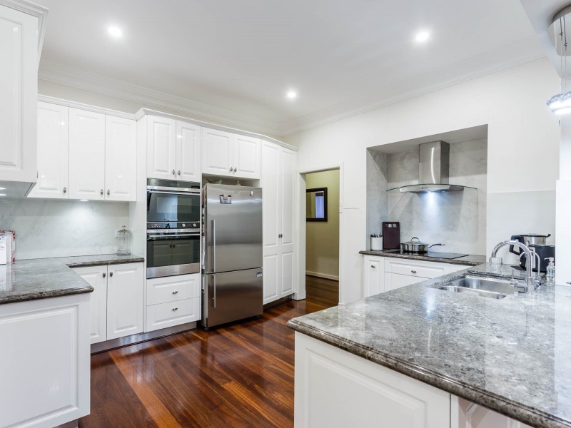 75 Mountjoy Road, Nedlands WA 6009