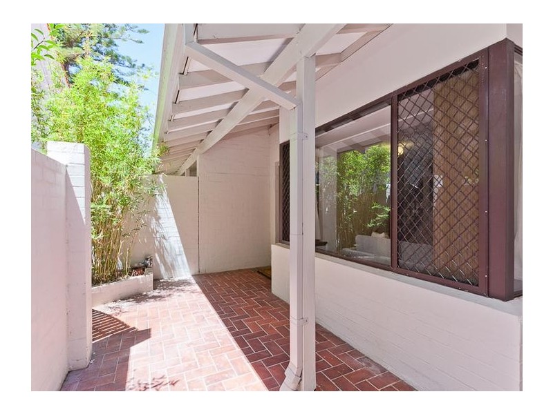 4/15 Cook Street, Crawley WA 6009