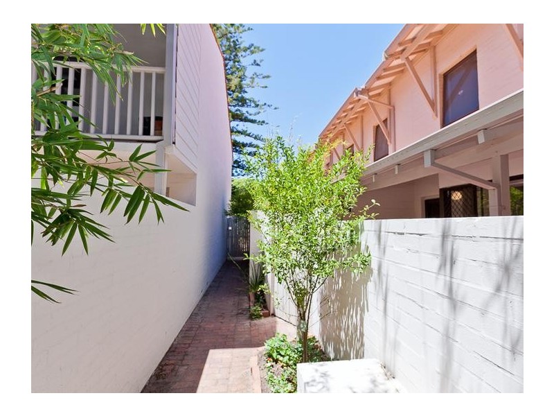 4/15 Cook Street, Crawley WA 6009