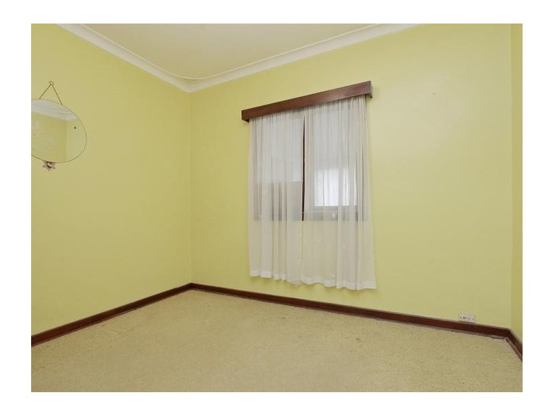 281 Grand Promenade, Dianella WA 6059