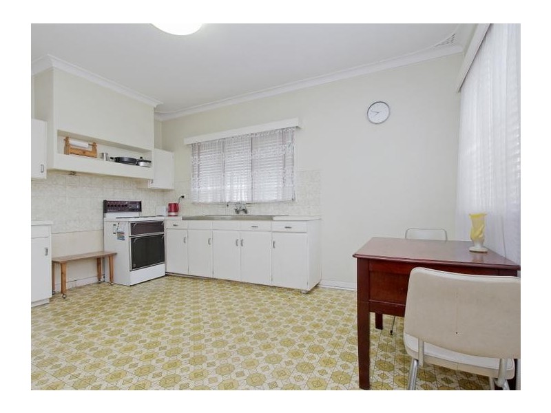 281 Grand Promenade, Dianella WA 6059