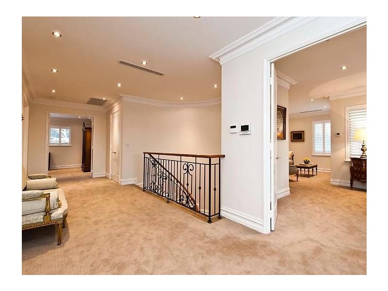 25 Circe Circle, Dalkeith WA 6009