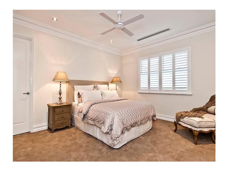 25 Circe Circle, Dalkeith WA 6009