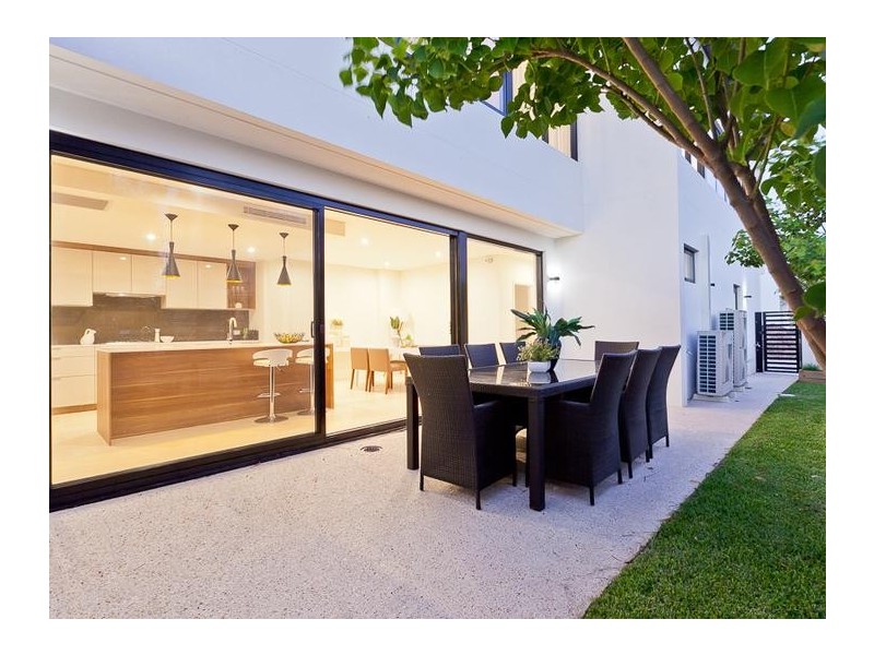 1 Champion Crescent, Floreat WA 6014