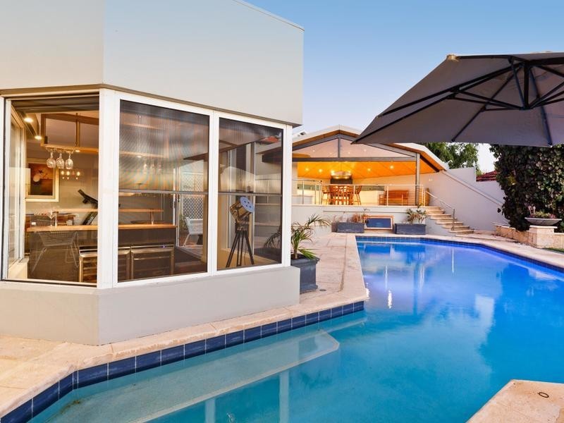 1A Woodhouse Road, East Fremantle WA 6158