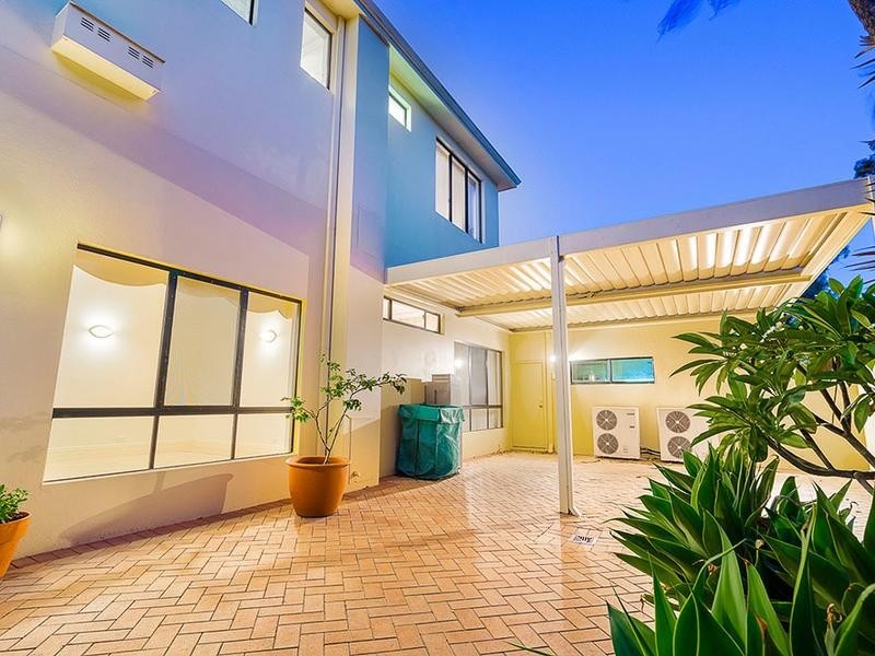 38 Philip Road, Dalkeith WA 6009