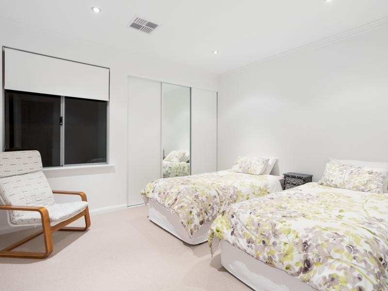 48 Locke Crescent, East Fremantle WA 6158