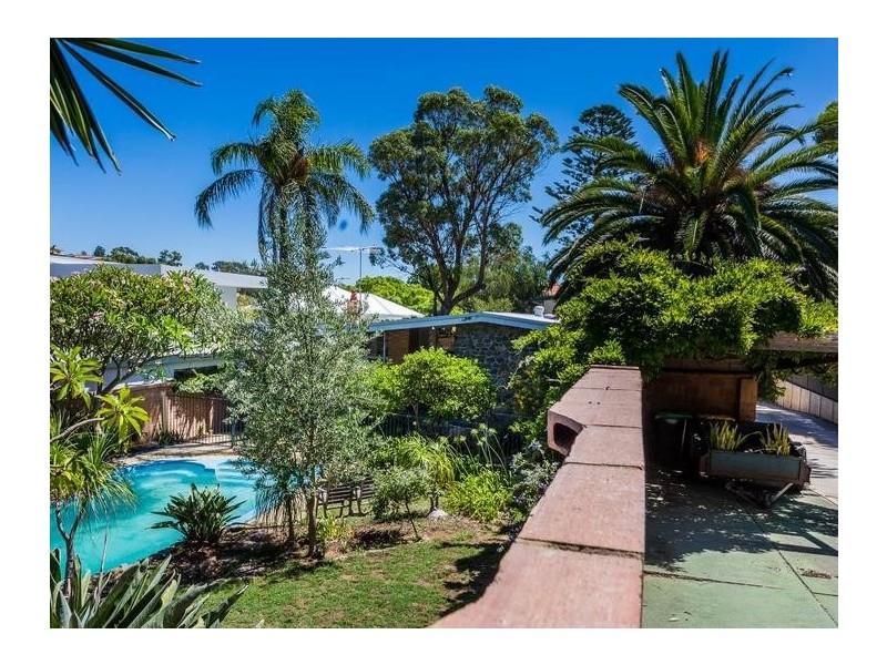 19A Chiswick Street, Wembley Downs WA 6019