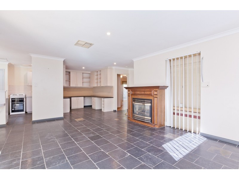 2 Juno Court, Kallaroo WA 6025