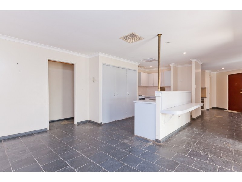 2 Juno Court, Kallaroo WA 6025